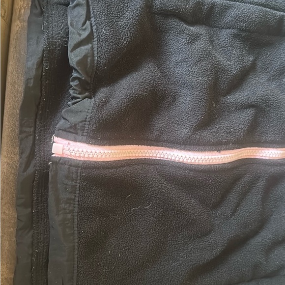 The Northface black preloved jacket in a perfect condition - Picture 5 of 7